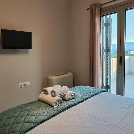 Gythio Mare Apt Daire Mavrovoúnion Dış mekan fotoğraf